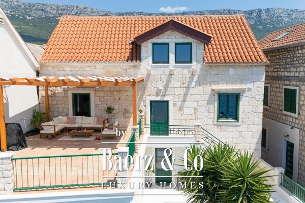 photo 1 Kaštela, Kaštel Sućurac, beautiful stone house by the sea