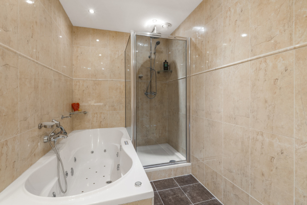 photo 28 Van Leijenberghlaan 2 T