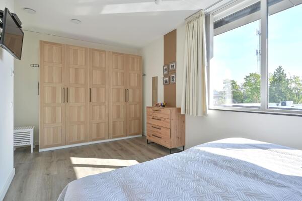 photo 14 Aan het Spoor 5