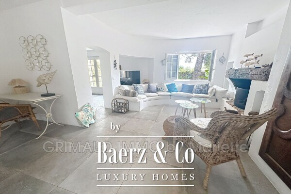 photo 5 house with garden, within walking distance of the sea