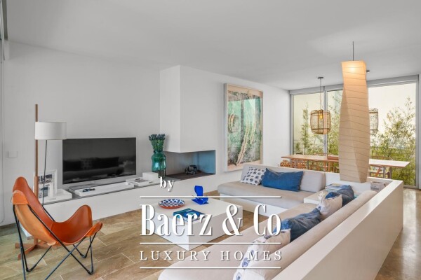 photo 5 Modern Penthouse with Private Pool by the Sea