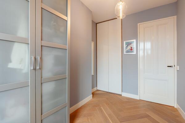 photo 44 Sarphatistraat 568