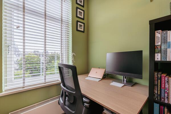 photo 42 Sarphatistraat 568