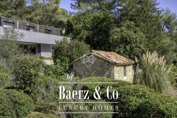 photo 9 Contemporary home within walking distance of the village