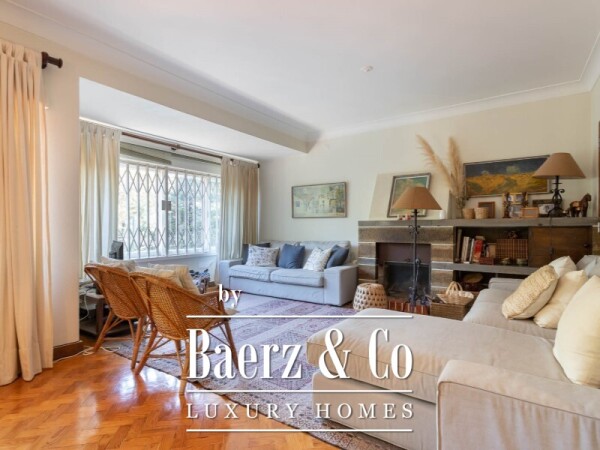 photo 7 8 bedroom villa with garden and swimming pool, in Galamares, Sintra