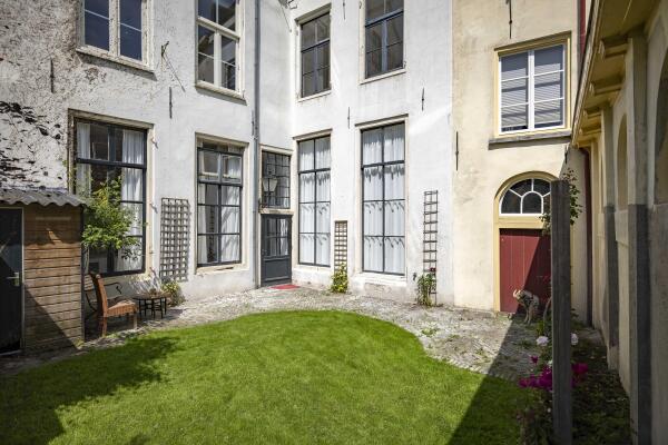 photo 55 Zaadmarkt 93