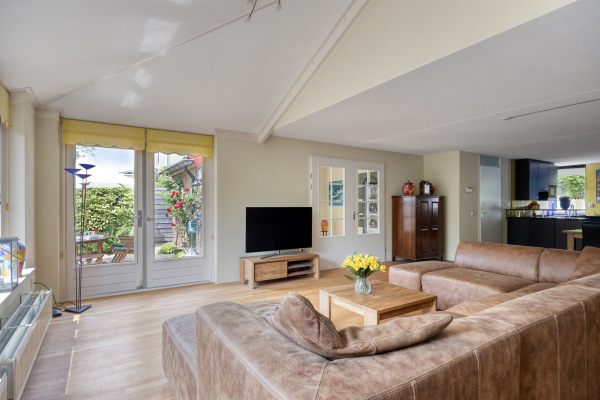 photo 10 van Ruysdaellaan 60