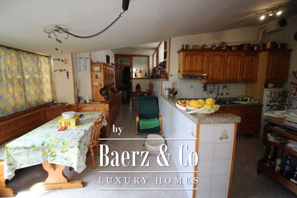 photo 15 2 x Villa for sale 350 m² (ca. 1975) + 125 m² (2006)