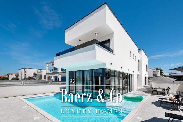 photo 2 Zadar, Vrsi, Luxury villa with swimming pool 261m2