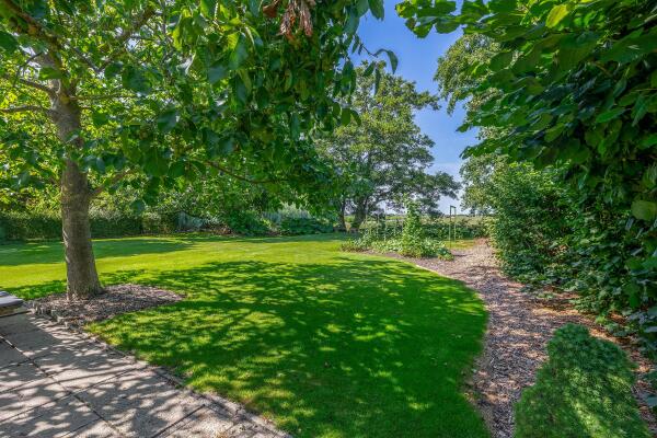 photo 41 Zuidbroek 145