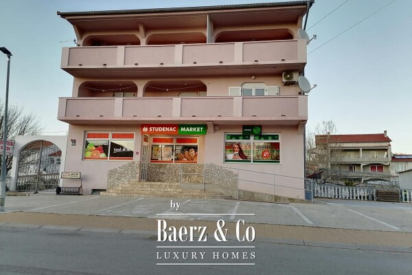 photo 5 Rab, Lopar, multi-purpose house with commercial and residential units in an attractive location