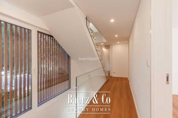 photo 24 Beautiful luxury home in Carcavelos e Parede, Parede