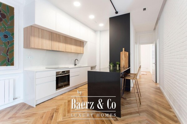 photo 5 Barcelona   High-End Renovated Apartment in the Heart of Eixample