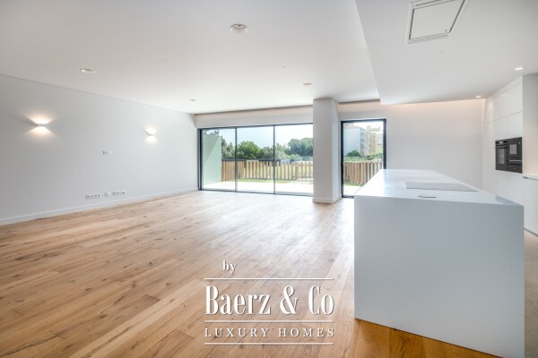 photo 11 4 bedroom flat with private garden, in Carcavelos