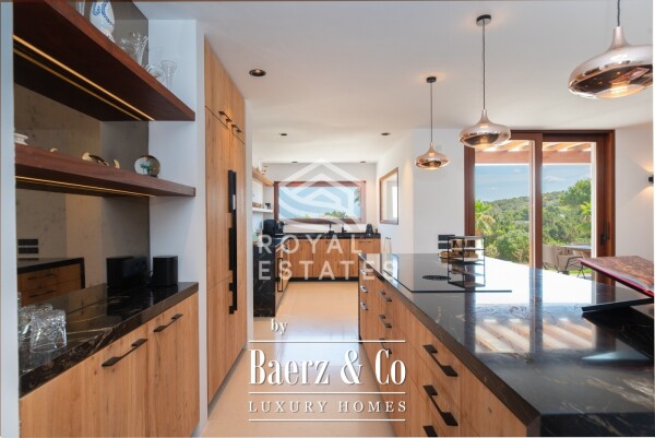 photo 8 Beautiful luxury home in Cala Bassa