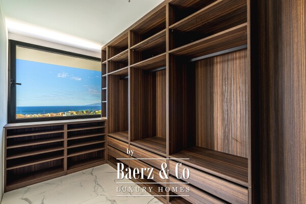 photo 13 Beautiful move in ready villa in residential area Tenerife south