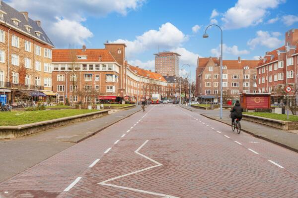 photo 24 Merwedeplein 57 H