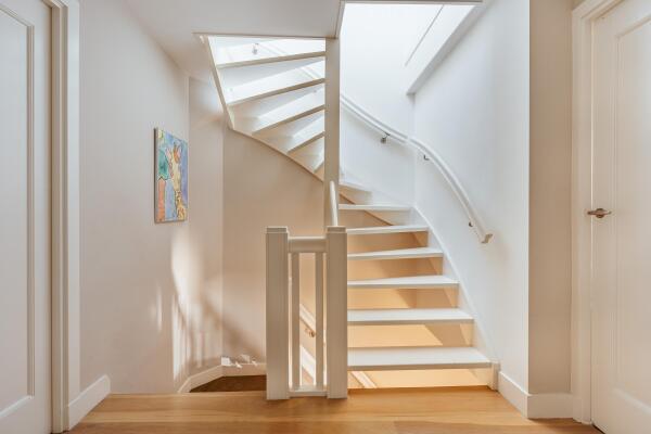 photo 47 Diepenbrockstraat 18