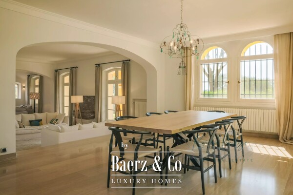 photo 12 Elegant 19th-Century Manor House with Organic Vineyard Estate in the Gulf of Saint-Tropez