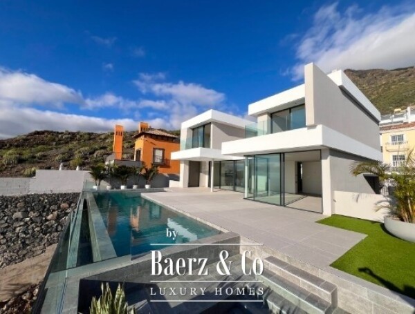 photo 6 Exclusive contemporary villa with breathtaking views