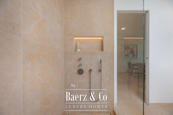 photo 21 Beautiful luxury home in Playa D'en Bossa, Playa D'en Bossa