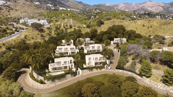 Four-Bedroom Villa with Private Elevator and Sea Views, Mijas