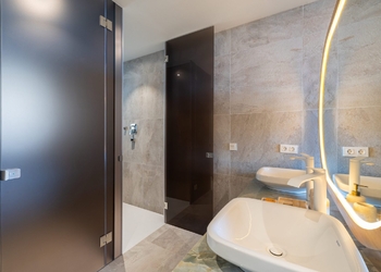 Luxury Sky Villa with Panoramic Sea Views