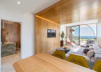 Luxury Sky Villa with incredible views