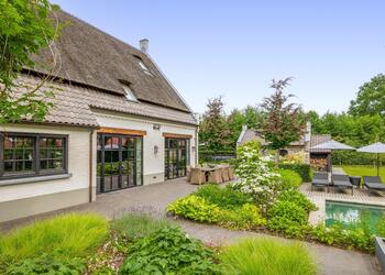 HELMOND